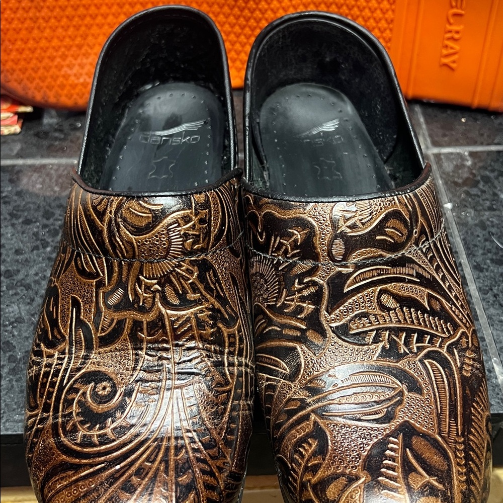 Dansko Leather Clogs - Picture 5 of 5